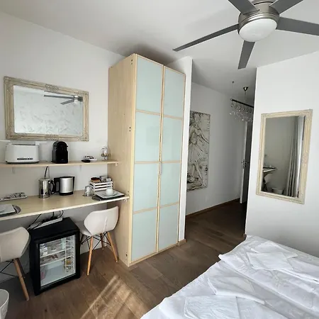 B&B Mele D'Oro Bolzano Exterior photo