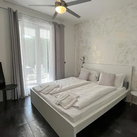 B&B Mele D'Oro Bolzano Exterior photo